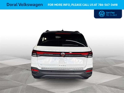 2025 Volkswagen Taos SE Black