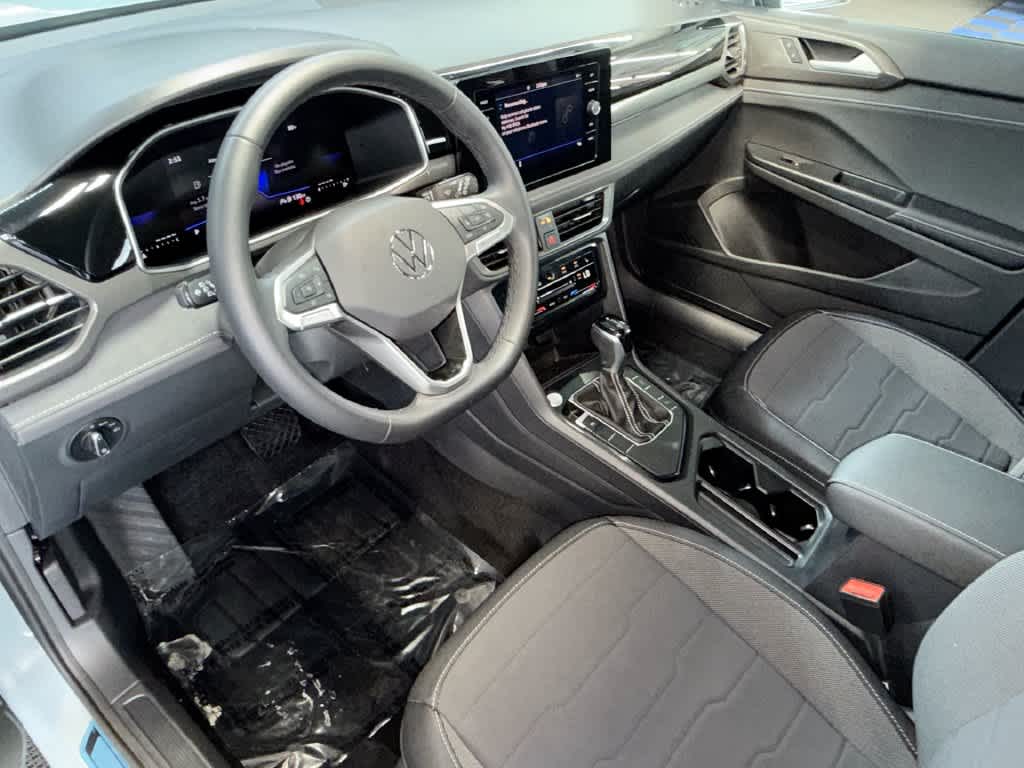 2026 Volkswagen Taos SE Black