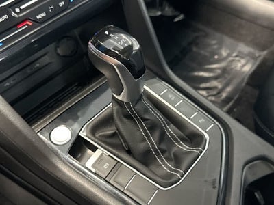 2026 Volkswagen Taos SE Black