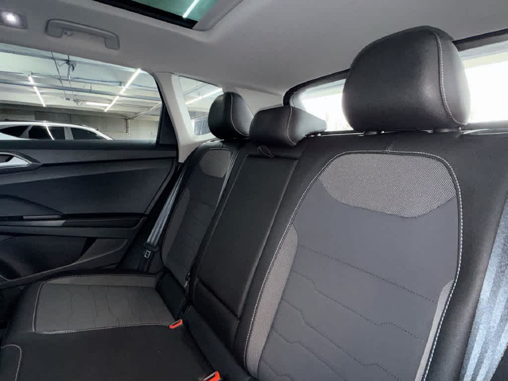 2026 Volkswagen Taos SE Black