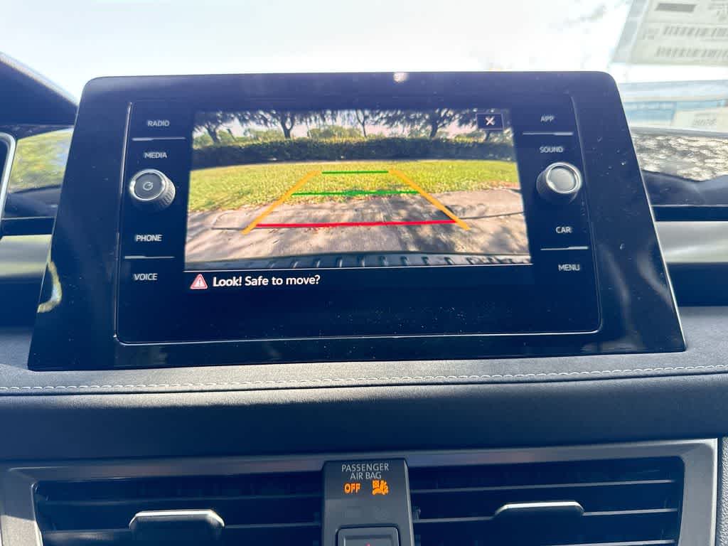2026 Volkswagen Taos SE Black