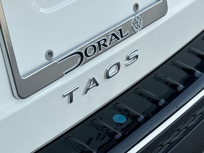 2026 Volkswagen Taos SE Black