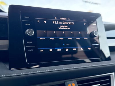 2026 Volkswagen Taos SE Black