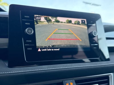 2026 Volkswagen Taos SE Black