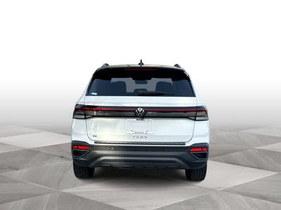 2026 Volkswagen Taos SE Black