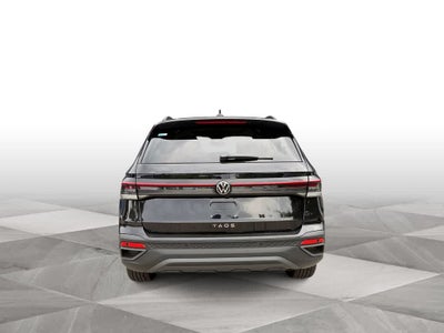 2027 Volkswagen Taos SE Black