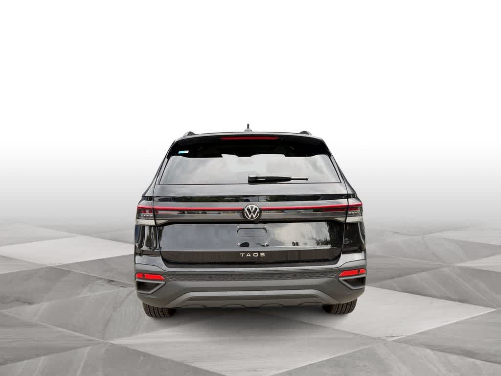 2027 Volkswagen Taos SE Black