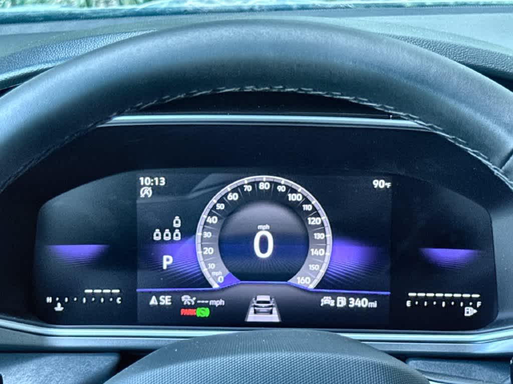2027 Volkswagen Taos SE Black