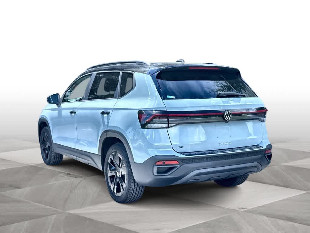 2027 Volkswagen Taos SE Black