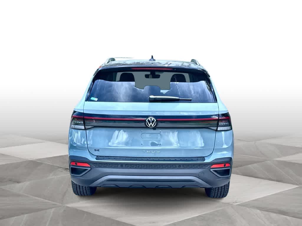 2027 Volkswagen Taos SE Black