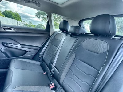 2027 Volkswagen Taos SE Black