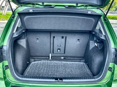 2027 Volkswagen Taos SE Black
