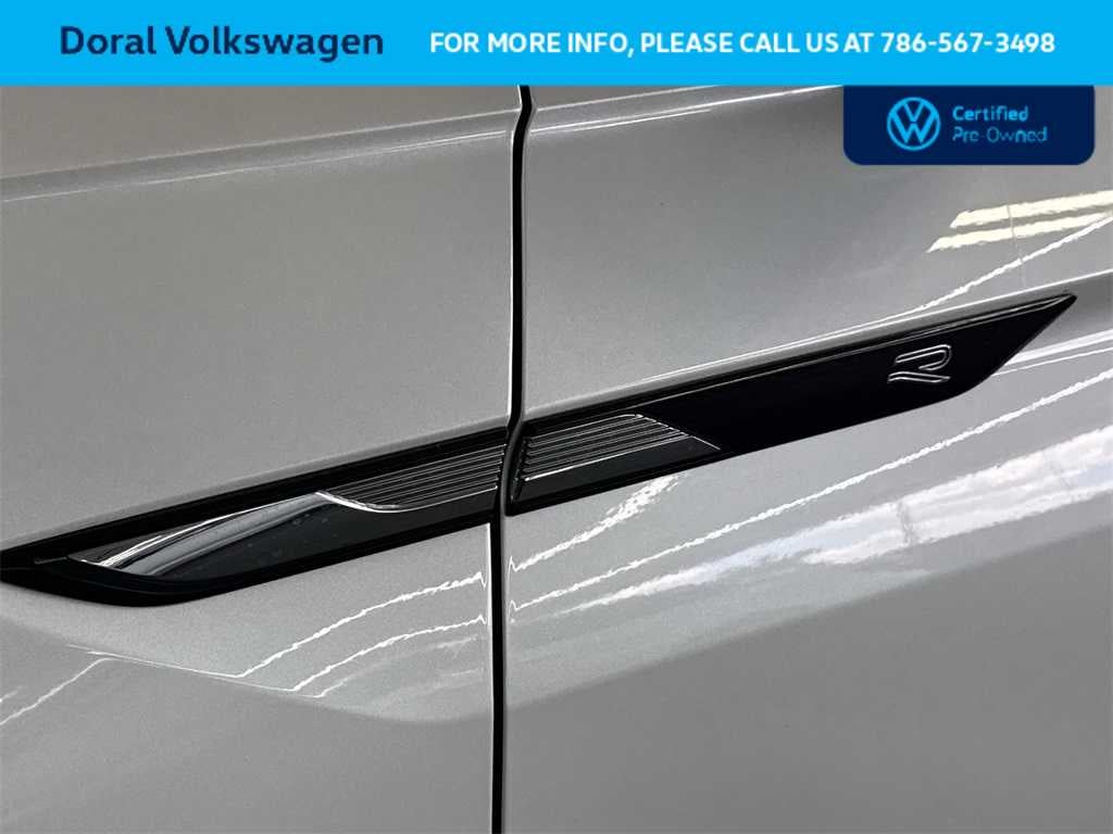 2022 Volkswagen Tiguan SEL R-Line