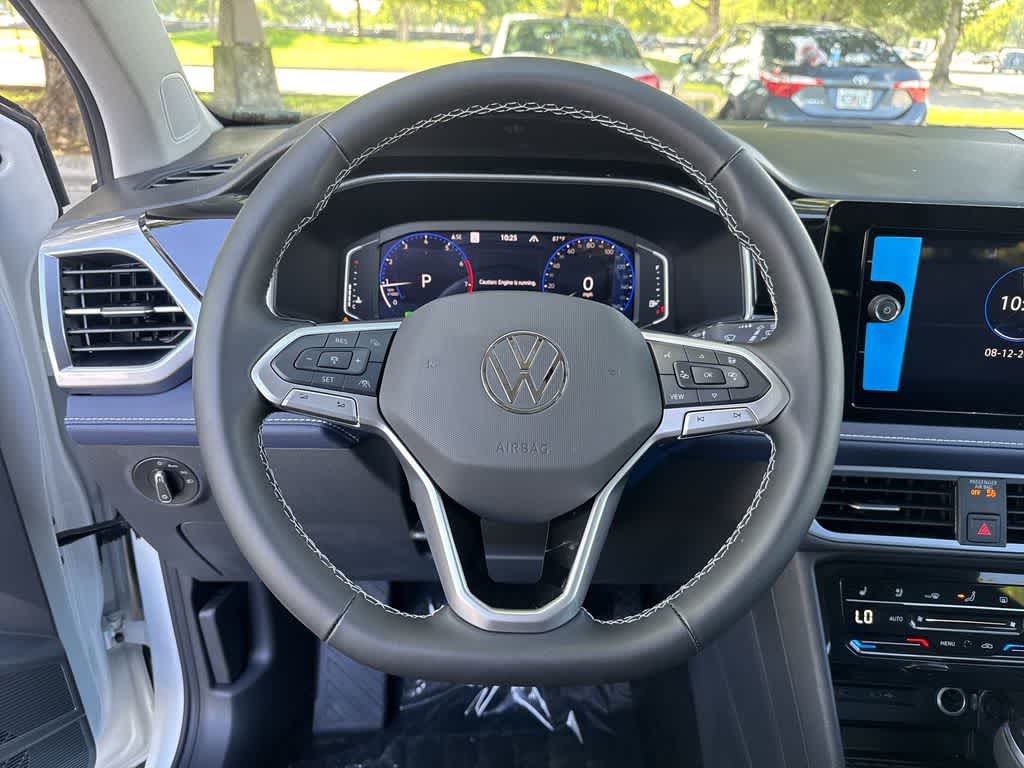 2026 Volkswagen Taos SEL