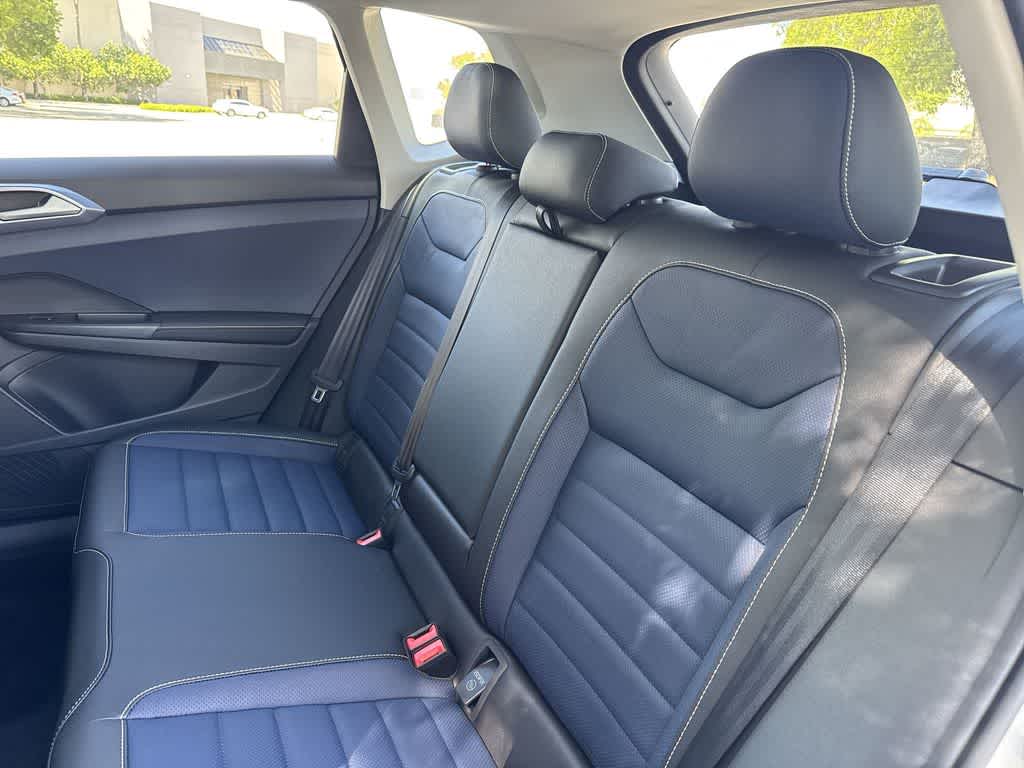 2026 Volkswagen Taos SEL