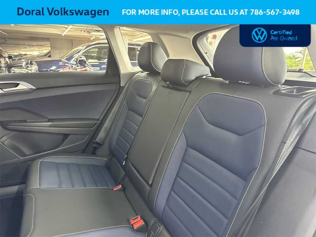 2025 Volkswagen Taos SEL