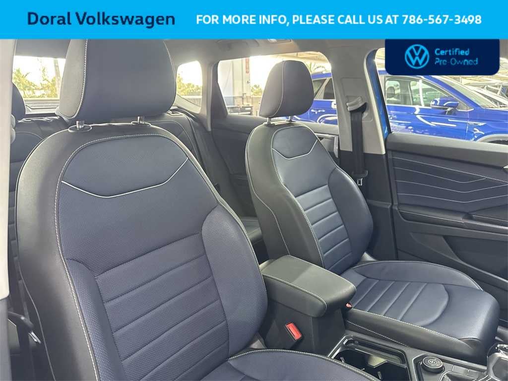 2025 Volkswagen Taos SEL