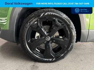 2025 Volkswagen Taos SEL
