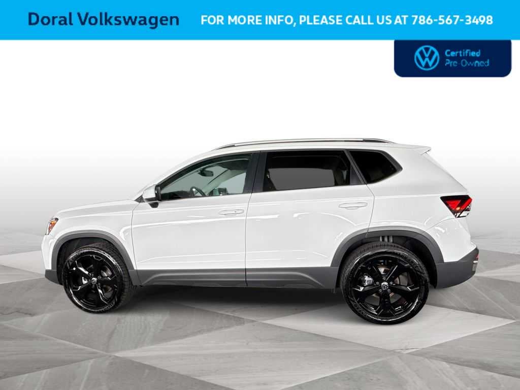2025 Volkswagen Taos SEL