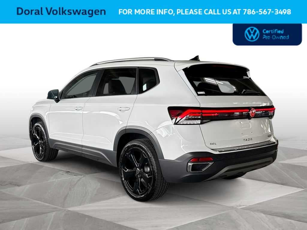 2025 Volkswagen Taos SEL
