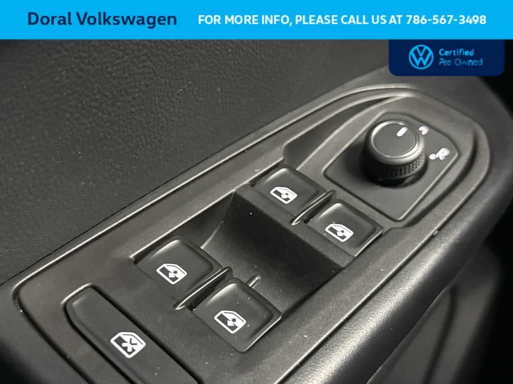 2025 Volkswagen Taos S