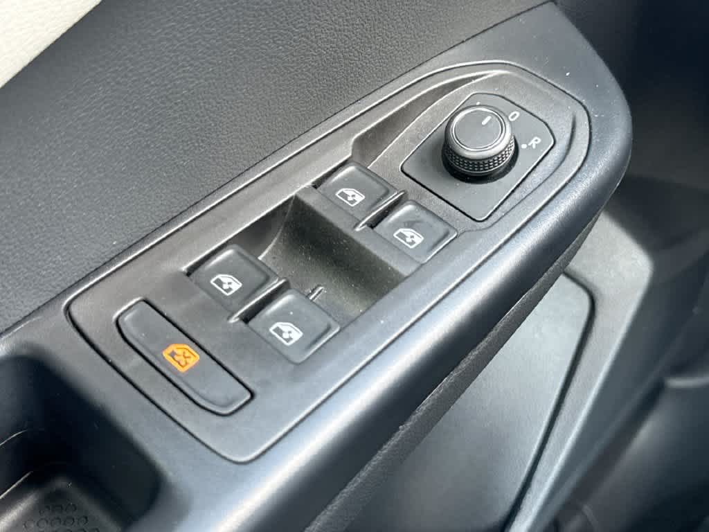 2026 Volkswagen Taos S