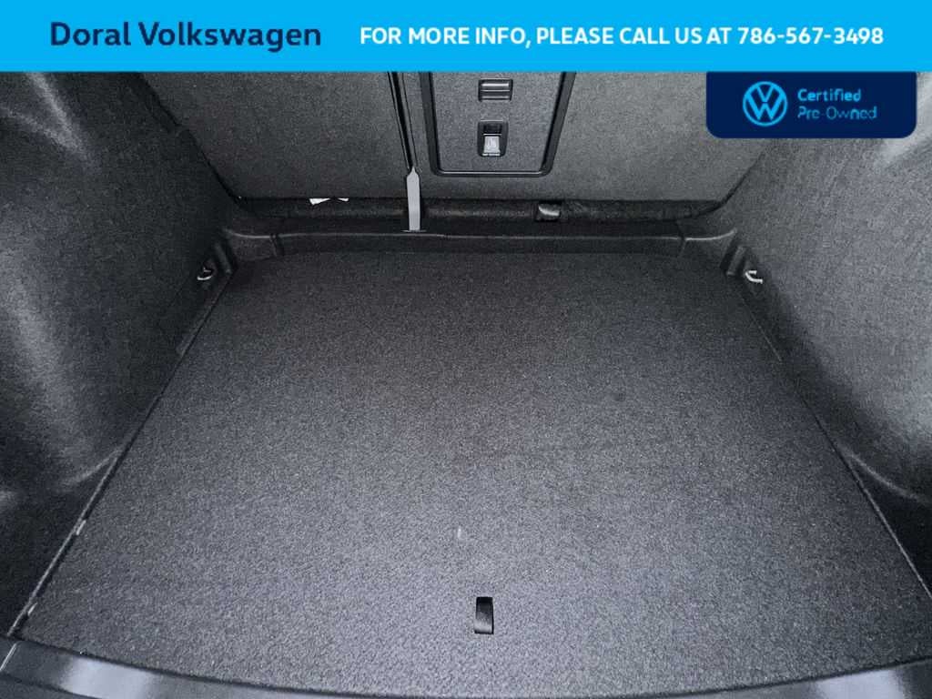 2025 Volkswagen Taos S