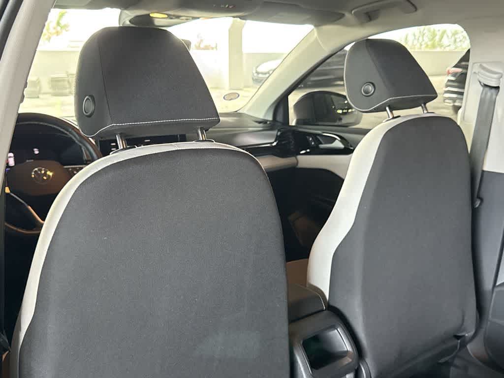 2025 Volkswagen Taos S
