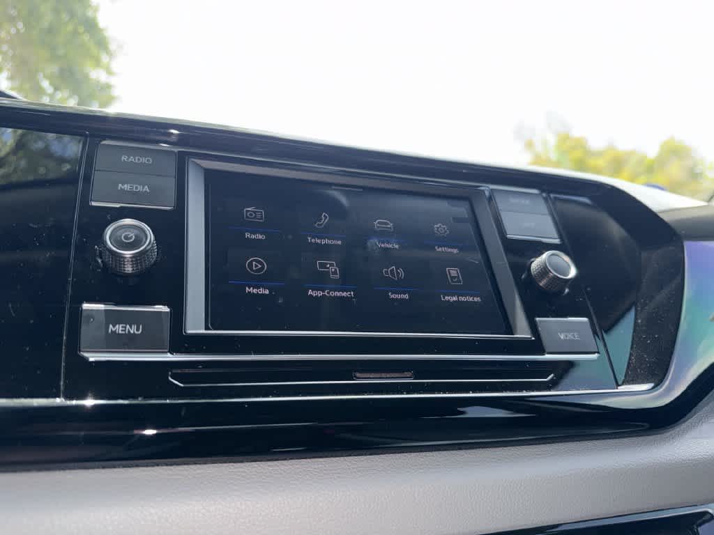 2024 Volkswagen Taos S