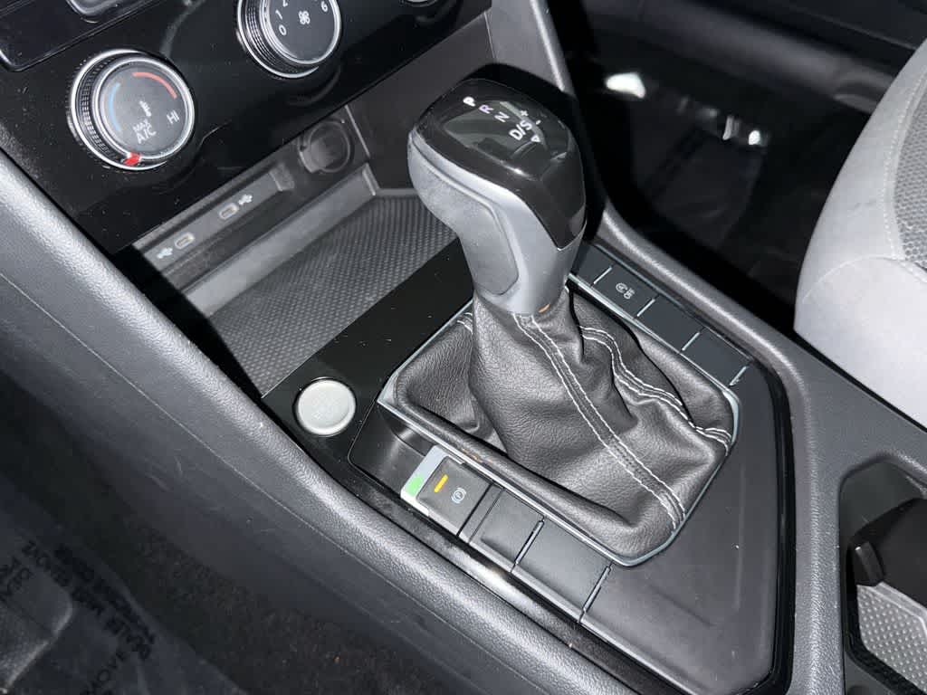 2024 Volkswagen Taos S