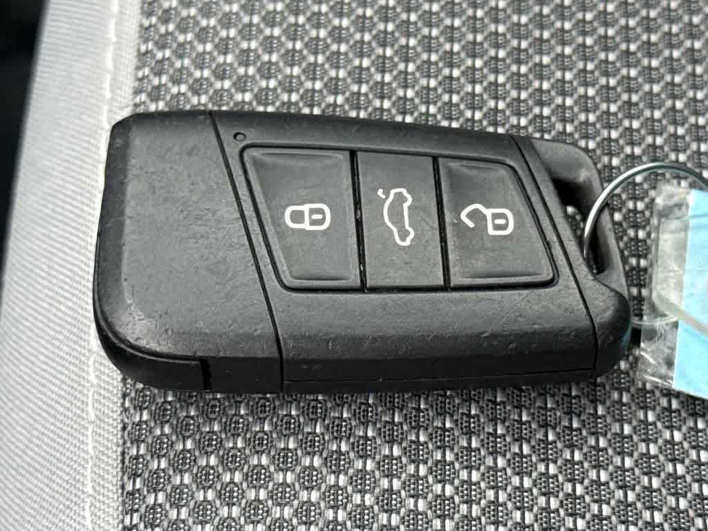 2024 Volkswagen Taos S