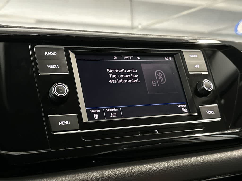 2024 Volkswagen Taos S