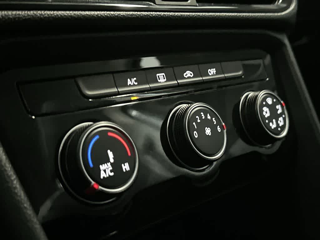 2024 Volkswagen Taos S
