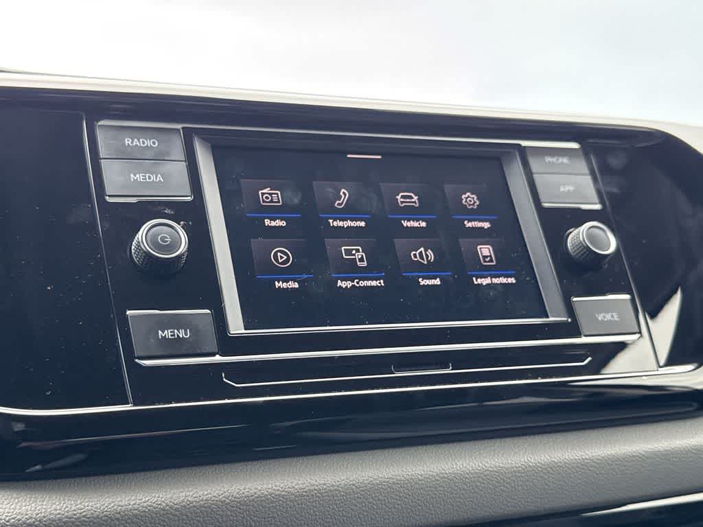 2024 Volkswagen Taos S