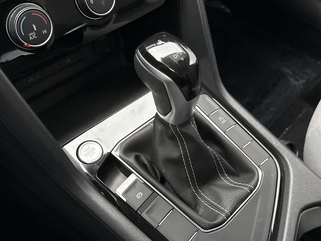 2024 Volkswagen Taos S