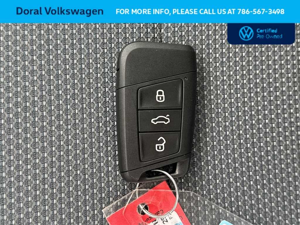 2025 Volkswagen Taos S