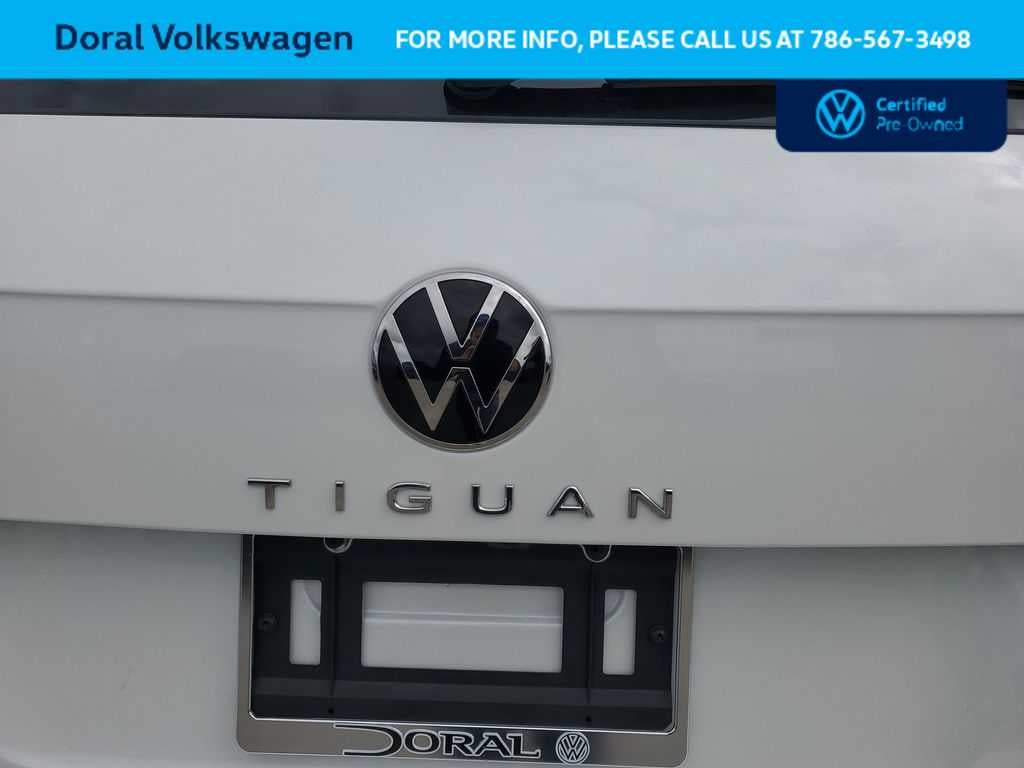 2024 Volkswagen Tiguan SE R-Line Black
