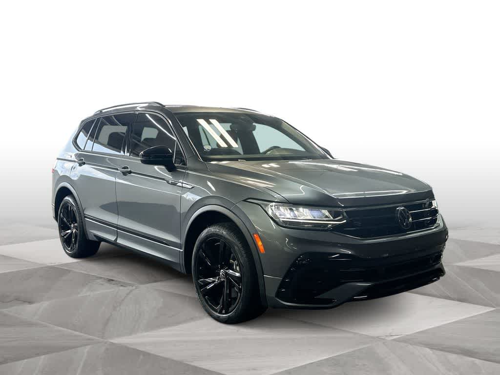 2024 Volkswagen Tiguan SE R-Line Black