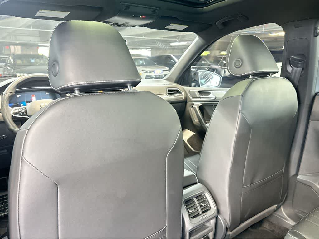 2024 Volkswagen Tiguan SE R-Line Black