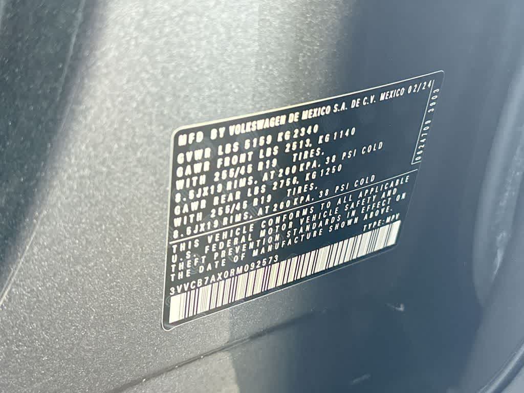 2024 Volkswagen Tiguan SE R-Line Black