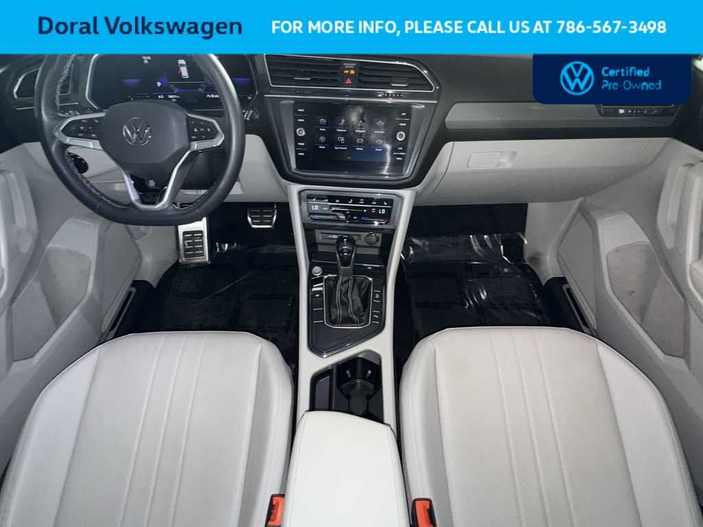 2023 Volkswagen Tiguan SE R-Line Black