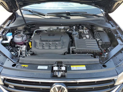 2023 Volkswagen Tiguan SE R-Line Black