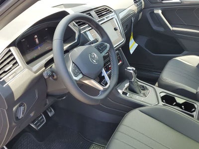 2023 Volkswagen Tiguan SE R-Line Black