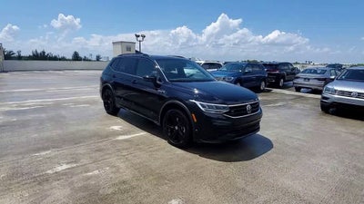 2023 Volkswagen Tiguan SE R-Line Black