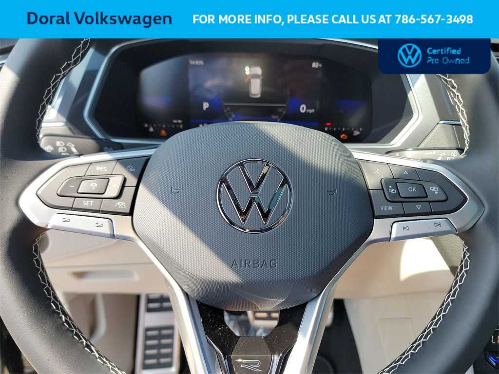2023 Volkswagen Tiguan SE R-Line Black