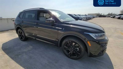 2023 Volkswagen Tiguan SE R-Line Black