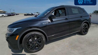 2023 Volkswagen Tiguan SE R-Line Black