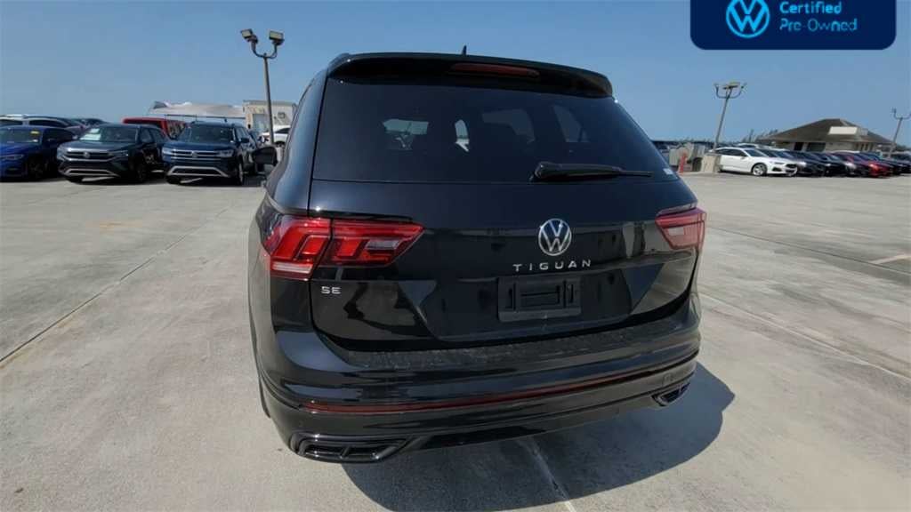 2023 Volkswagen Tiguan SE R-Line Black
