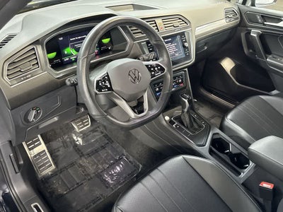 2023 Volkswagen Tiguan SE R-Line Black