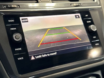 2023 Volkswagen Tiguan SE R-Line Black